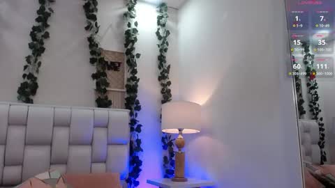 Snapshot of miaa_gh1 chatting on May 13, 2026, 11:29 am Mia online show from May 13, 2026, 11:29 am