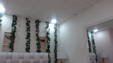 Snapshot of miaa_gh1 chatting on May 17, 2026, 11:39 am Mia online show from May 17, 2026, 11:39 am