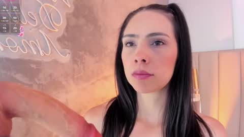 Snapshot of miaa_monrroee_ chatting on February 22, 2026, 11:31 am Mia online show from February 22, 2026, 11:31 am