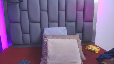 Snapshot of miaabrown__ chatting on January 6, 2026, 12:09 pm Mia online show from January 6, 2026, 12:09 pm