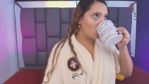 Snapshot of miaabrown__ chatting on February 3, 2026, 12:10 pm Mia online show from February 3, 2026, 12:10 pm