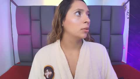 Snapshot of miaabrown__ chatting on February 18, 2026, 12:12 pm Mia online show from February 18, 2026, 12:12 pm