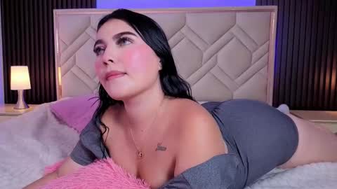 Miaa Farrel online show from February 23, 2026, 7:11 pm