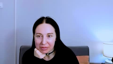 Mia online show from March 11, 2026, 4:24 pm