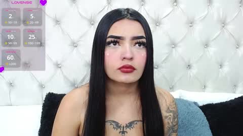 Snapshot of miaasmiith_ chatting on September 16, 2025, 12:28 pm Alexandra online show from September 16, 2025, 12:28 pm