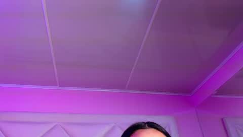 Snapshot of miaasmiith_ chatting on November 20, 2025, 11:54 am Alexandra online show from November 20, 2025, 11:54 am