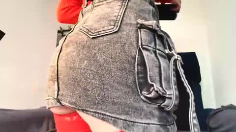 miabeautyxxx online show from May 28, 2026, 1:41 pm