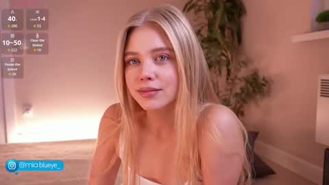 Snapshot of miablueye chatting on October 27, 2025, 7:56 am miablueye online show from October 27, 2025, 7:56 am