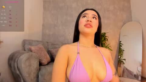 miacooper online show from November 7, 2025, 1:22 pm