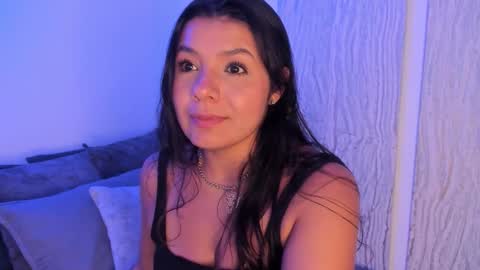 Snapshot of miadanielss chatting on October 7, 2025, 7:44 pm IG Yojanagomez online show from October 7, 2025, 7:44 pm