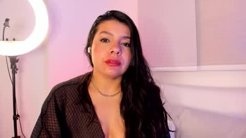 IG Yojanagomez  online show from February 22, 2026, 10:14 am