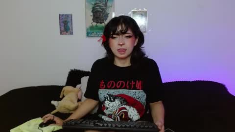 Snapshot of miadavisxx chatting on April 10, 2026, 8:35 pm Mia david online show from April 10, 2026, 8:35 pm