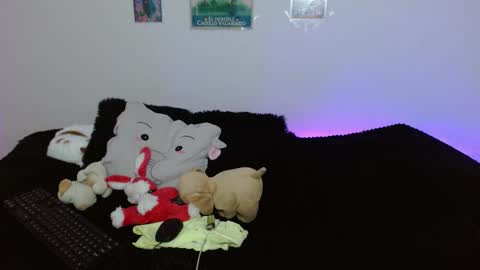 Snapshot of miadavisxx chatting on April 16, 2026, 9:39 pm Mia david online show from April 16, 2026, 9:39 pm