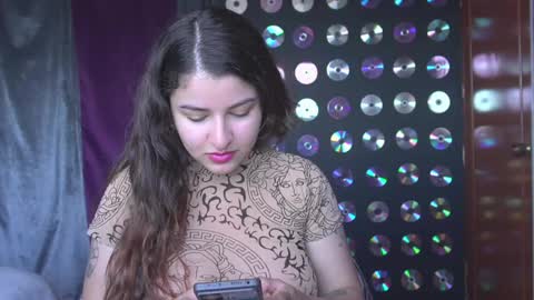 Mia online show from June 6, 2026, 4:12 pm
