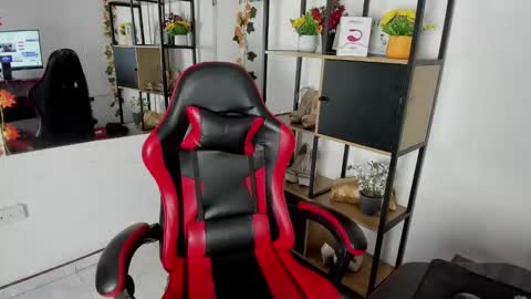 Snapshot of miafox_03 chatting on January 19, 2026, 1:48 pm miafox_03 online show from January 19, 2026, 1:48 pm