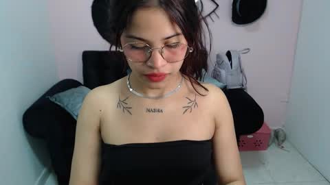 miafuckpussyhard online show from October 29, 2025, 12:18 pm