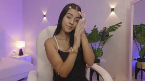 Snapshot of miagomez1 chatting on November 26, 2025, 1:56 pm Mia Gomez online show from November 26, 2025, 1:56 pm