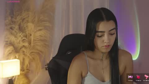 Snapshot of miagomez1 chatting on February 18, 2026, 1:29 pm Mia Gomez online show from February 18, 2026, 1:29 pm