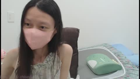 miahchan68 online show from October 17, 2025, 12:30 pm