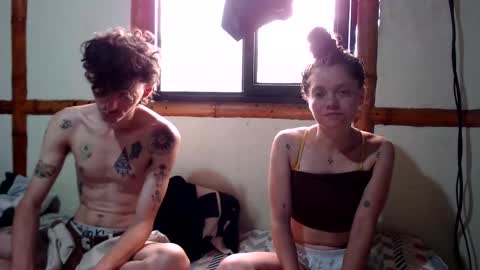 Mia  Sam online show from January 5, 2026, 5:27 pm