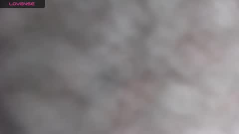 MiahLove31 online show from November 5, 2025, 4:12 am