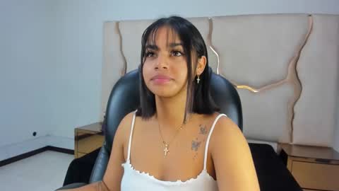Snapshot of miahsex69 chatting on September 18, 2025, 2:57 am miahsex69 online show from September 18, 2025, 2:57 am