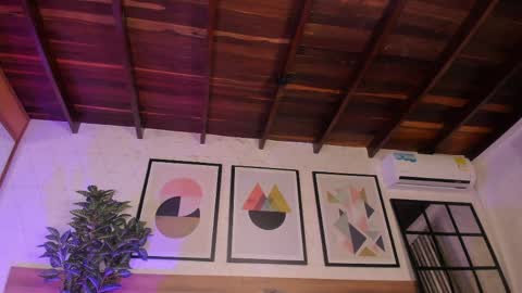 Mia  online show from April 11, 2026, 7:45 am