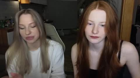 milanaaaa online show from March 5, 2025, 5:39 pm