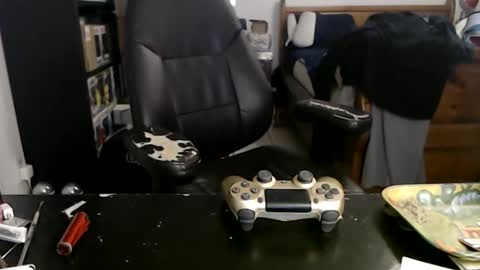 Mark online show from March 4, 2026, 4:40 am