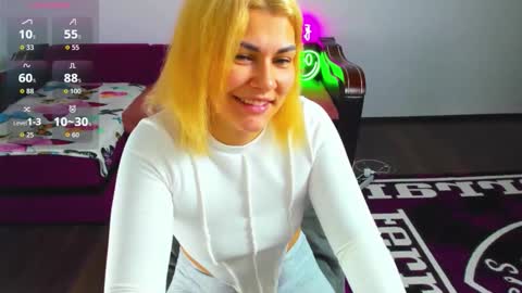 Snapshot of miakittyy chatting on December 2, 2025, 1:22 am Mia Kittyy online show from December 2, 2025, 1:22 am