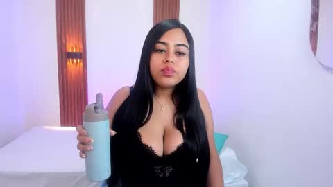 Snapshot of mialane3 chatting on May 17, 2026, 12:23 pm mialane3 online show from May 17, 2026, 12:23 pm