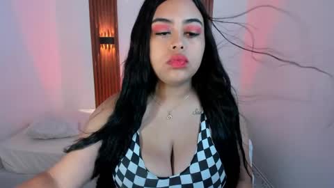 Snapshot of mialane3 chatting on May 24, 2026, 11:37 am mialane3 online show from May 24, 2026, 11:37 am