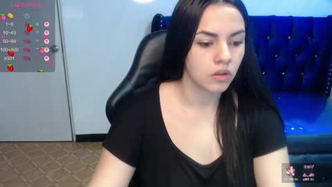 Snapshot of mialover_v chatting on September 26, 2025, 1:04 pm Hi Stream 1500 to 2100 online show from September 26, 2025, 1:04 pm