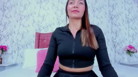 Snapshot of miamalkovaa_ chatting on December 17, 2025, 4:24 pm Mia Malkova online show from December 17, 2025, 4:24 pm