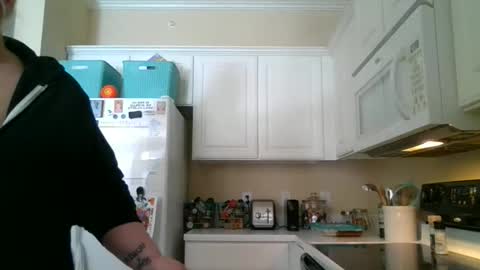 Snapshot of miamarie555 chatting on February 20, 2026, 7:25 pm Miamarie555 online show from February 20, 2026, 7:25 pm