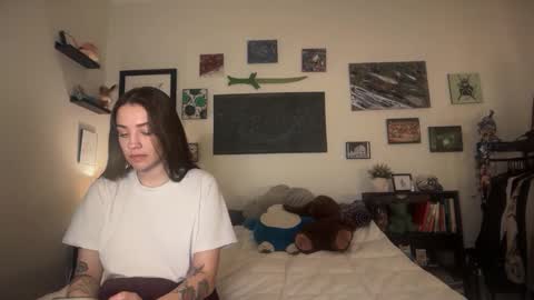 Snapshot of miamoorexo chatting on February 3, 2026, 7:41 pm miamoorexo online show from February 3, 2026, 7:41 pm