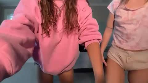 Snapshot of miamoorexo chatting on February 10, 2026, 9:41 pm miamoorexo online show from February 10, 2026, 9:41 pm