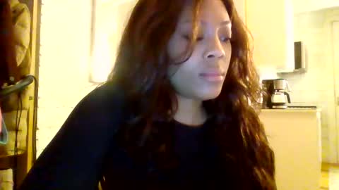 Snapshot of miamuffin8 chatting on September 21, 2025, 10:11 pm MiaMuffn online show from September 21, 2025, 10:11 pm