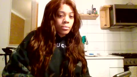 Snapshot of miamuffin8 chatting on April 7, 2026, 9:10 am MiaMuffn online show from April 7, 2026, 9:10 am