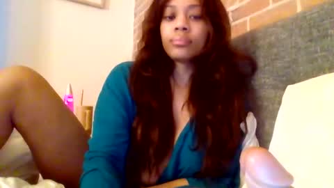 Snapshot of miamuffin8 chatting on April 13, 2026, 8:03 pm MiaMuffn online show from April 13, 2026, 8:03 pm