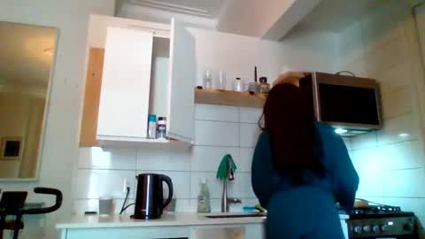 Snapshot of miamuffin8 chatting on April 22, 2026, 4:30 pm MiaMuffn online show from April 22, 2026, 4:30 pm