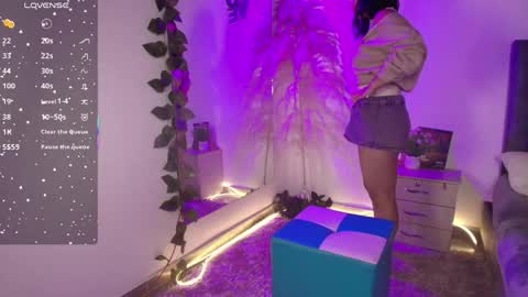 Snapshot of miaoconell chatting on April 17, 2026, 10:02 pm miaoconell online show from April 17, 2026, 10:02 pm