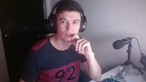 Snapshot of miaou_miaou chatting on February 6, 2026, 12:15 am miaou_miaou online show from February 6, 2026, 12:15 am