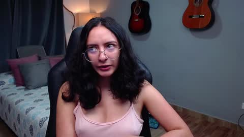 MIAPORTMANN online show from January 22, 2025, 12:17 pm