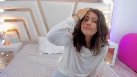 Sweetie Mia online show from January 26, 2025, 9:40 am