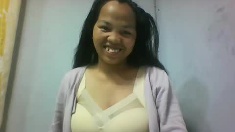 miarii online show from October 8, 2025, 5:27 am