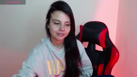 Snapshot of miarobinn_ chatting on February 8, 2026, 11:24 am miarobinn_ online show from February 8, 2026, 11:24 am