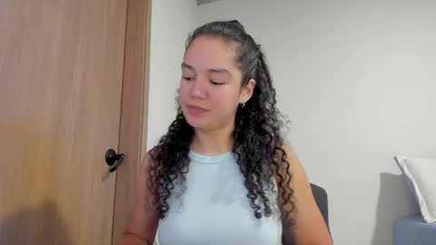 Mia Rouse online show from May 13, 2026, 9:44 pm