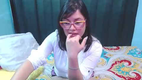 mia online show from June 5, 2026, 5:18 pm