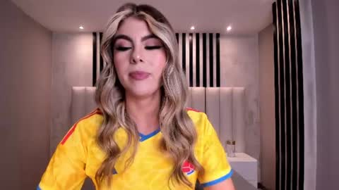 Mia Silva online show from June 23, 2026, 11:08 am